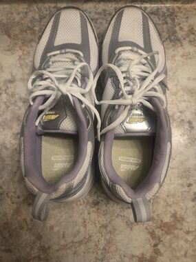 Avia Women's White and Light Purple Sneakers